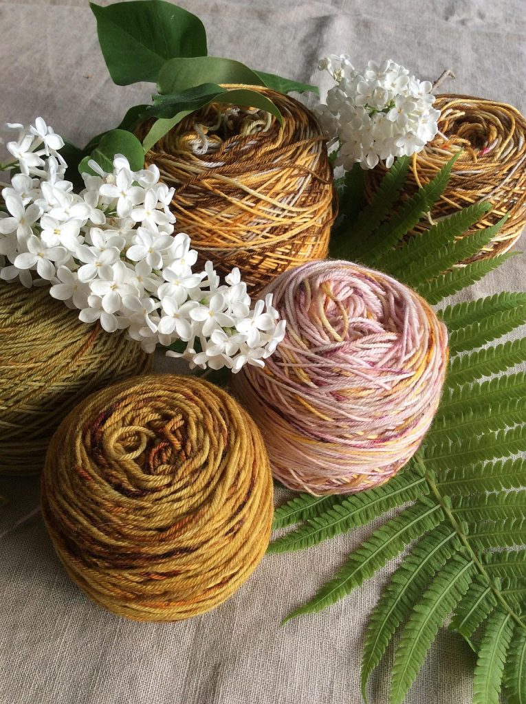 ball of wool, wool, knitting, yarn, handmade, textile, needlework, knitting, yarn, yarn, yarn, yarn, yarn